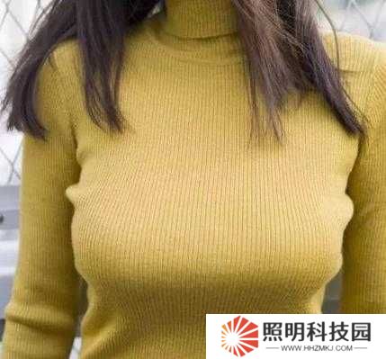 So貨撅起你的*奶頭來！敢問她這操作究竟有多毒辣？